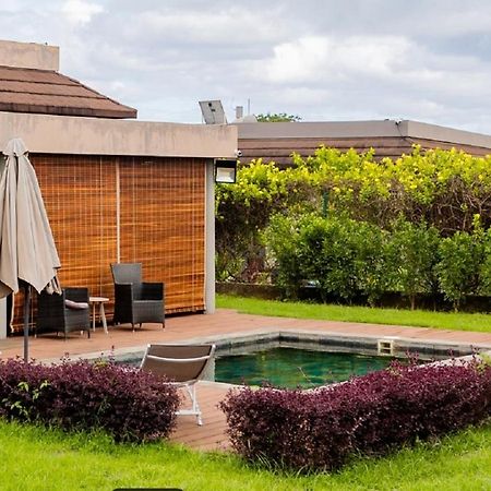 Grand Bay Luxury Villa With Pool & Garden Exteriör bild