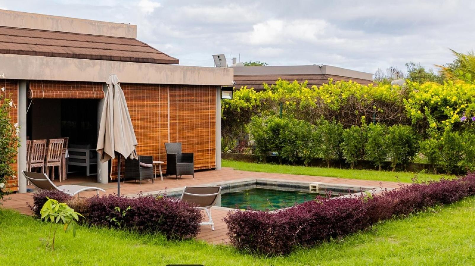 Grand Bay Luxury Villa With Pool & Garden Exteriör bild